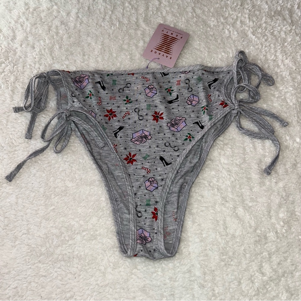 Savage X Fenty ‘Tis The Savage Side Tie Hot Short Holiday Sleepwear Medium NWT